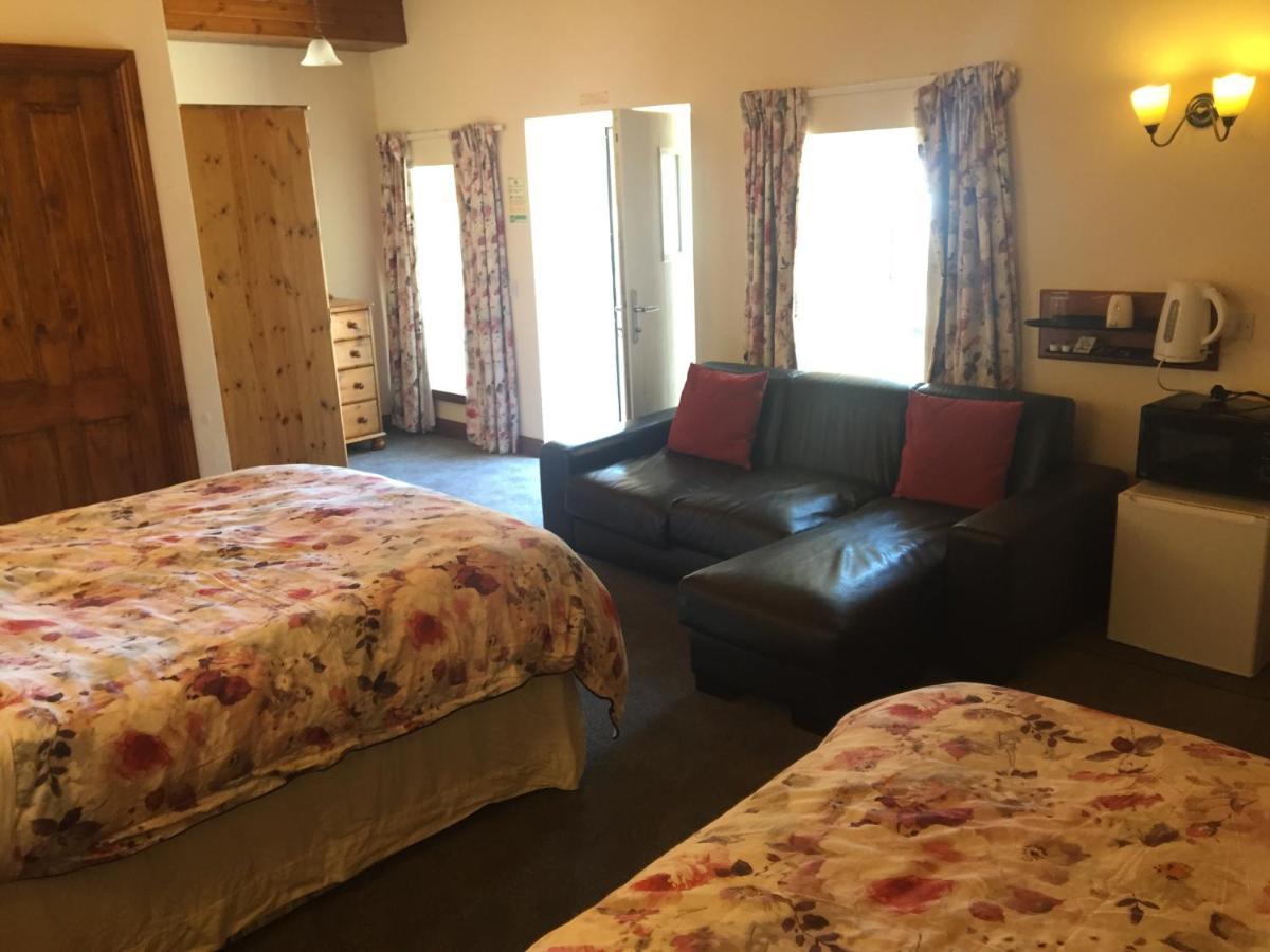 Fairladies Barn Guest House セント・ビーズ エクステリア 写真